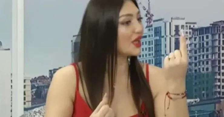 Sevən insan xəyanət edərmi? Müğənninin cavabı müzakirələrə səbəb oldu