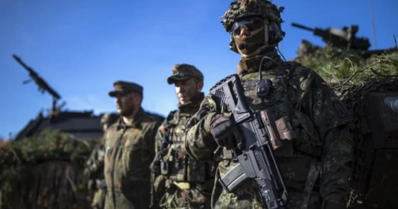 Polşa NATO nu müdafiə xərclərini 2030 cu ilə qədər artırmağa çağırıb