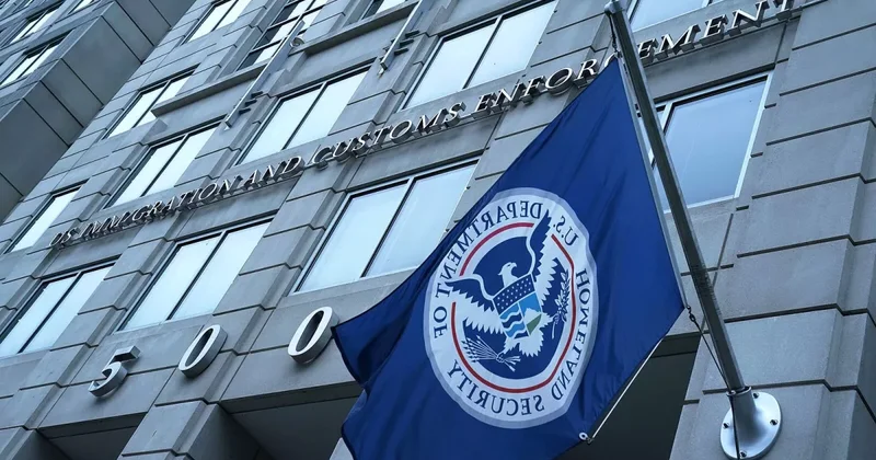 США депортировали трёх бывших членов КСИР