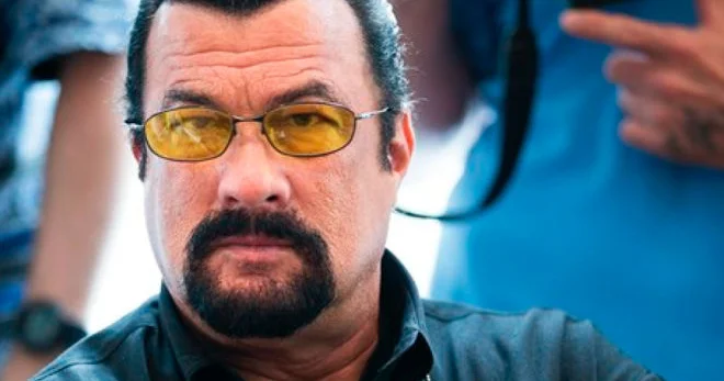 Amerikalı aktyor Moskvadakı malikanəsini satışa çıxardı