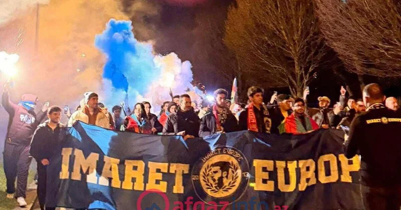 Фанаты "Карабаха" провели шествие в Ливерпуле ВИДЕО