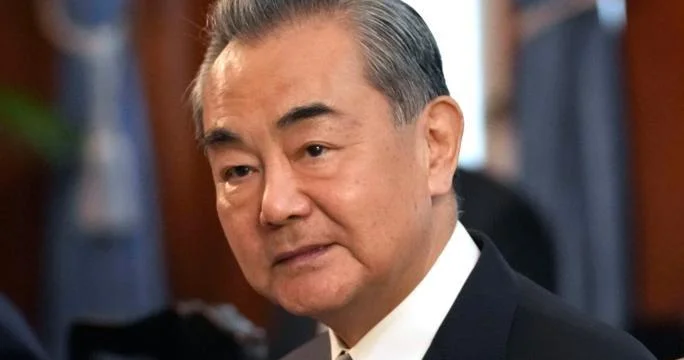 “Çin və Avropa İttifaqı rəqib deyil” Vanq İ