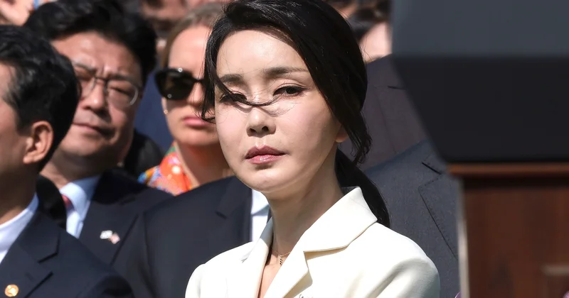 Cənubi Koreyanın keçmiş birinci xanımı 20 ay həbs edilib