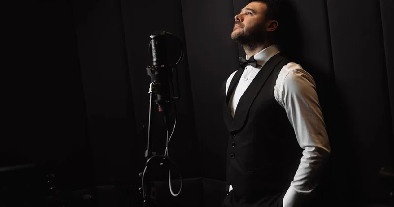 Somethin Stupid: EMIN представил сингл из будущего альбома