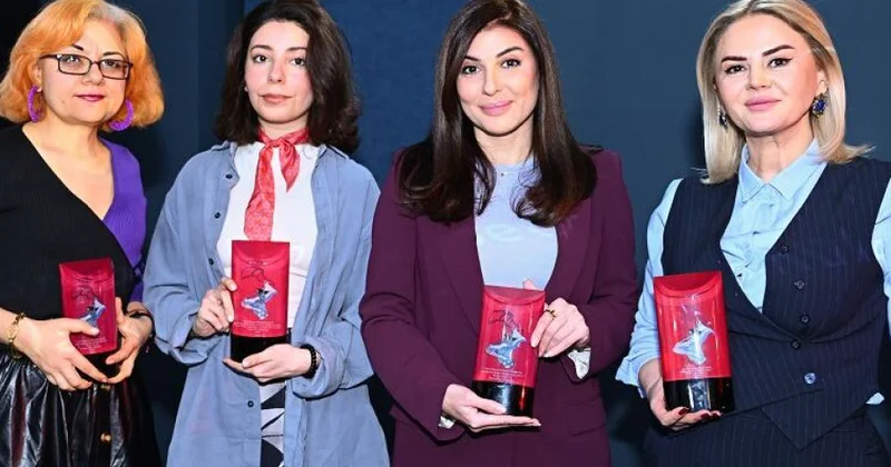 “İzzət” kino mükafatının təqdimatı olub