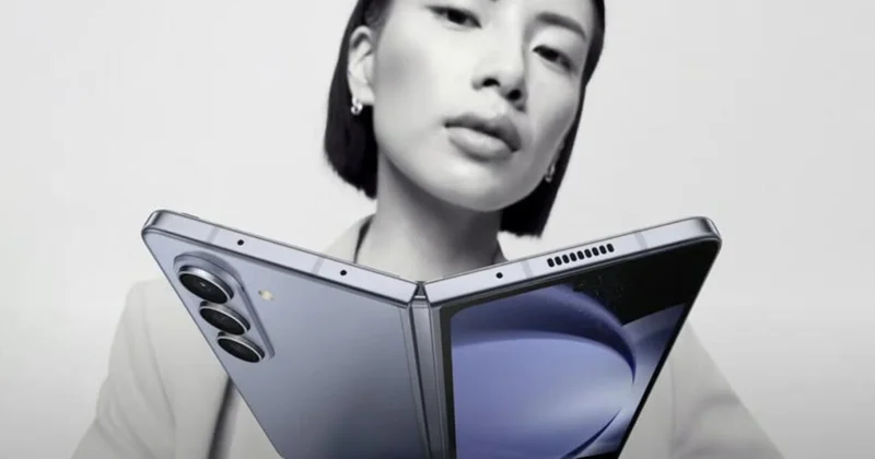 Samsung выпустит миллион аналогов iPhone Fold