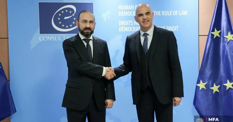 Mirzoyan Bersetlə görüşdü