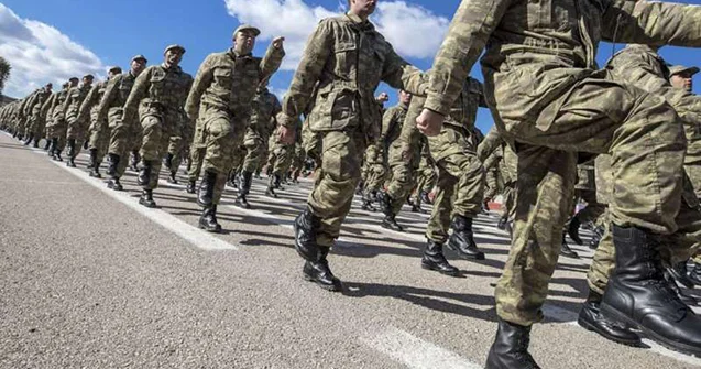 Azərbaycanda həqiqi hərbi xidmətin müddəti azaldılır?