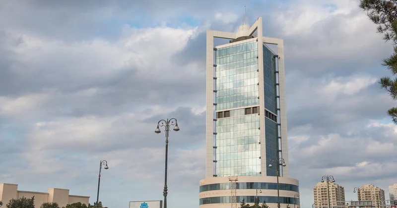 Госнефтефонд Азербайджана приобрел 50 процентов в компании ОАЭ