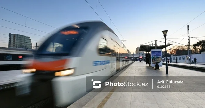 Bakı Xırdalan qatarlarının hərəkətində problem yaranıb