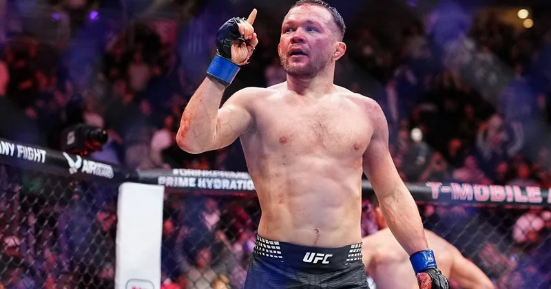 Petr Yan əməliyyat olunub və iki ay döyüşə bilməyəcək