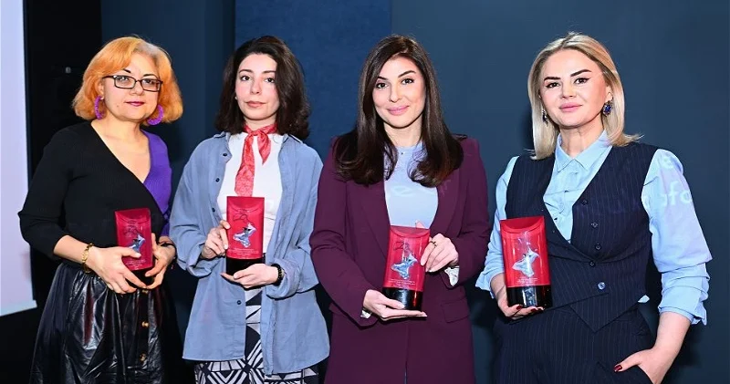 Эхо женщины в кадре