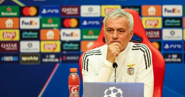 “Bu vəziyyətə səbəb “Qarabağ”a məğlubiyyətdir!” Mourinyo