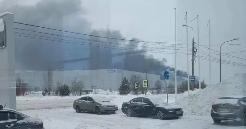 В России загорелся бывший завод Volkswagen