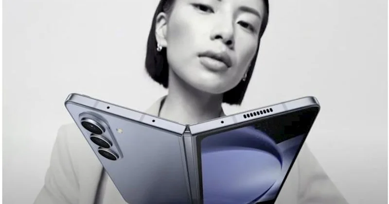 “Samsung” 1 milyon ədəd qatlanan telefon buraxacaq