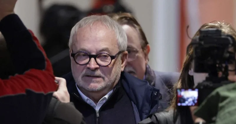 Fransalı keçmiş senator azadlıqdan məhrum edildi