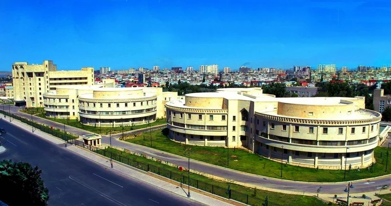 Milli Oftalmologiya Mərkəzi vətəndaşı səhv müalicə edib?