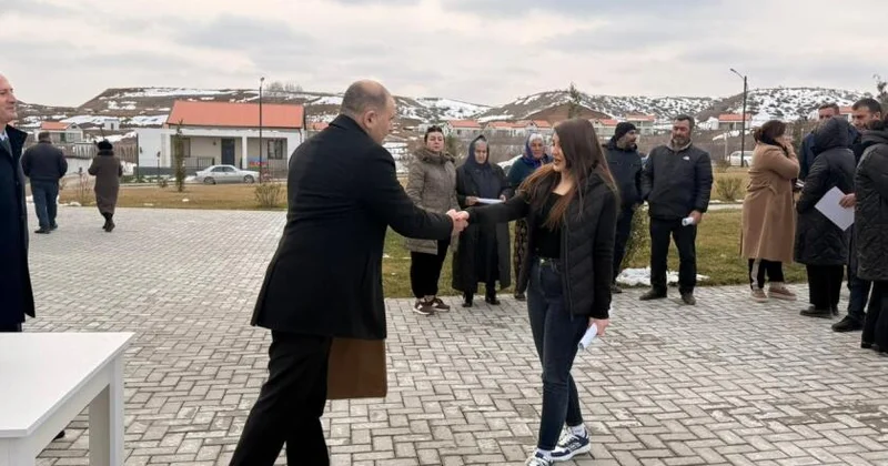 Cəbrayıl rayonunun Horovlu kəndinə çatan ailələrə evlərinin açarları təqdim olundu FOTO