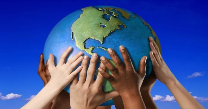 Qlobal strategiya və regional siyasət: Ticarət, təhlükəsizlik, demokratik normalar