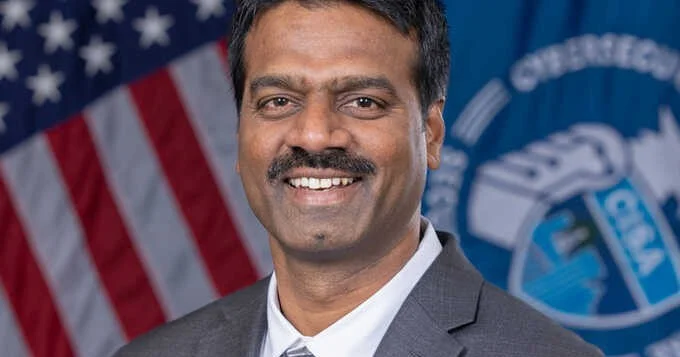 Politico: глава CISA загрузил служебные документы в ChatGPT