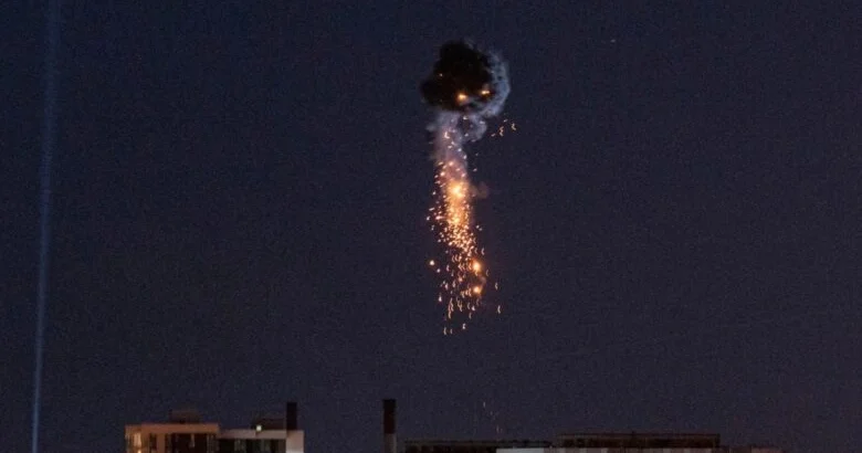 Ukraynada 700 dən çox yaşayış məntəqəsi elektriksiz qalıb