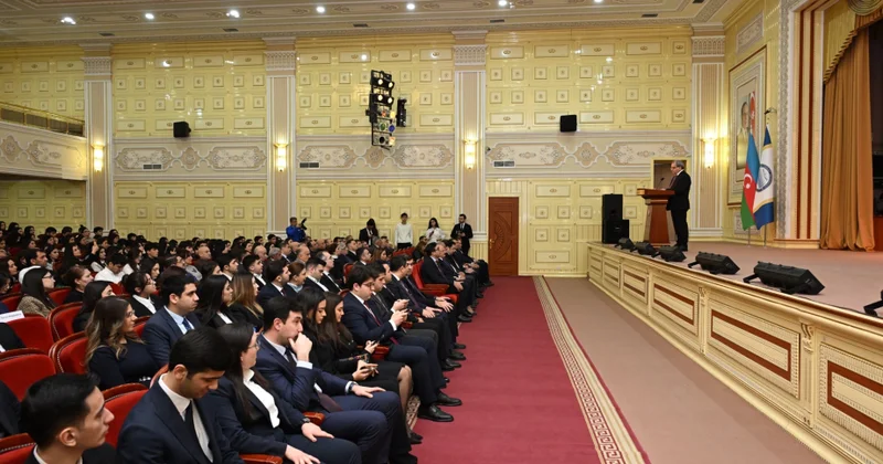 BDU da “Güclü dövlətin təməli Azərbaycan gəncliyi” adlı forum keçirilib