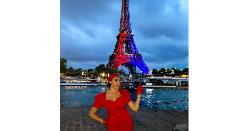 Фидан Аббасова в Париже ФОТО