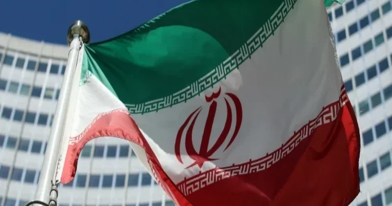 Rəsmi Tehran Trampa cavab verib: İran dialoqa hazırdır, lakin məcbur qalsaq, misli görünməmiş cavab verəcəyik