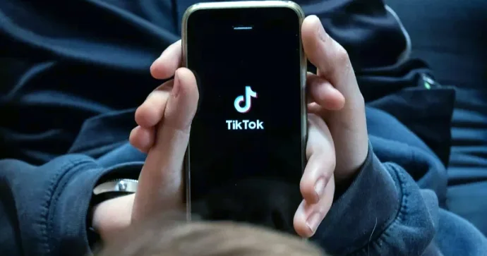 Rauf music içib TikTok da söyüş söydü 20 gün həbs olundu FOTO