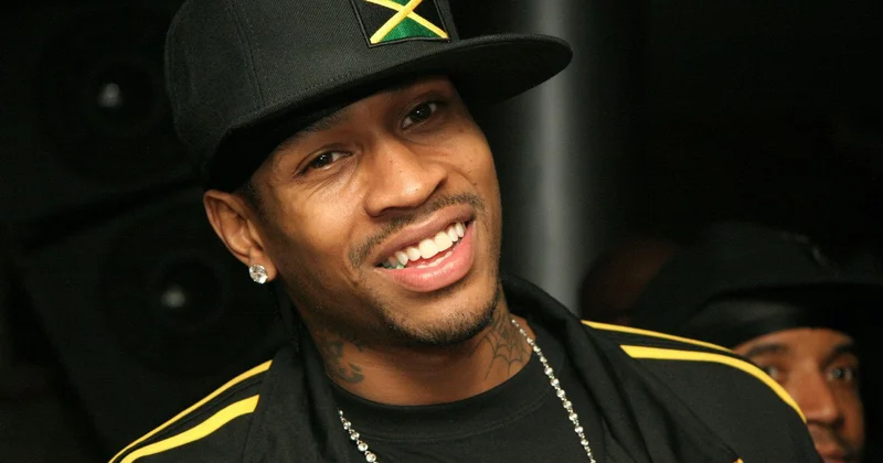 NBA əfsanəsi Avstraliyaya səfəri zamanı xəstə uşaqlarla görüşməkdən imtina edib