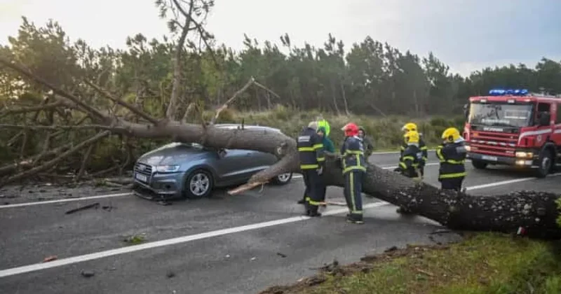 Шторм Кристин в Португалии: сообщается о погибших