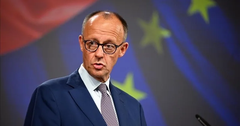 Almaniya kansleri Danimarka və Qrenlandiya baş nazirləri ilə görüşüb