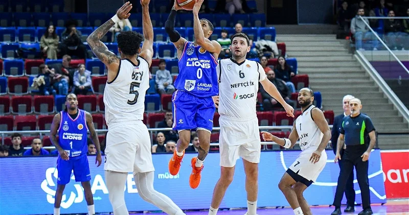 Джеймс ФРЕЙЗЕР: Стали ли матчи с Нефтчи принципиальными? Ко всем одинаково относимся