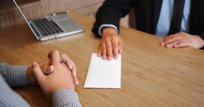 Dünya nəhəngi 30 min əməkdaşını ixtisar edir