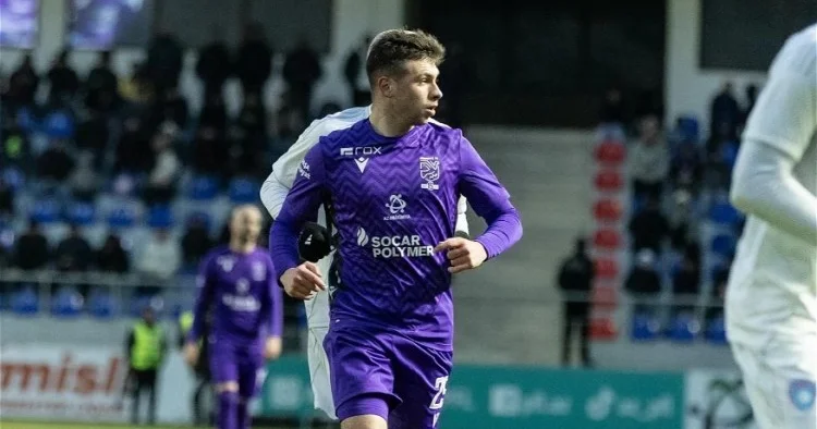 Sumqayıt ın yeni futbolçusu: Komandaya daha əvvəl qoşulmalı idim