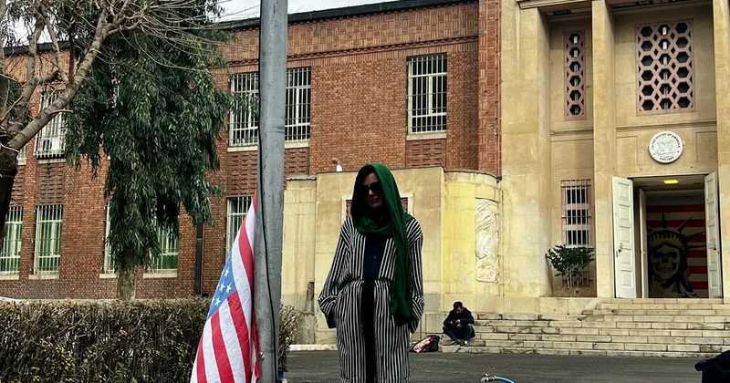 ABŞ ın İrandakı 47 il öncə dağıdılmış keçmiş səfirliyinin binasında...+VİDEO