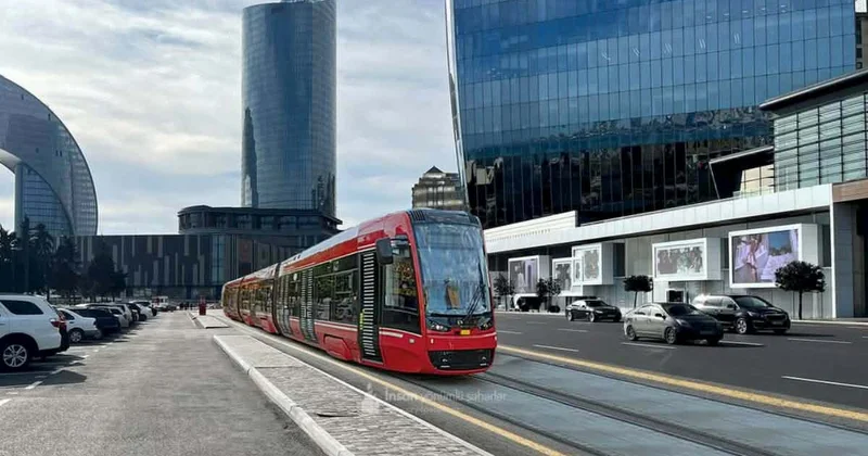 Bakıya tramvay gətirən nazirlik: Hamının tıxacda qaldığı əraziləri unudub...
