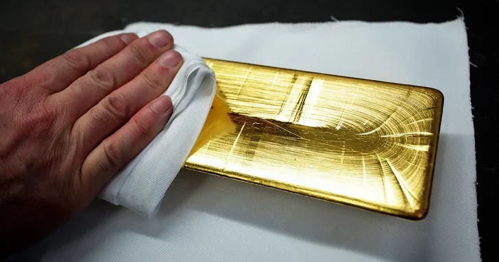 Цена на золото пробила исторические максимумы, характерные для финансовых кризисов