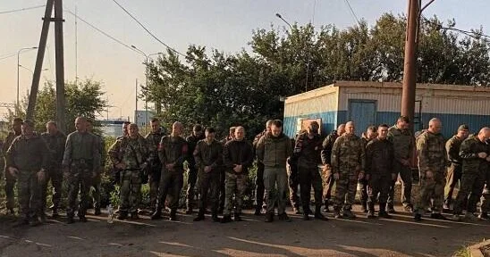 Ruslar Stepnoqorsk yaxınlığında hücuma keçir