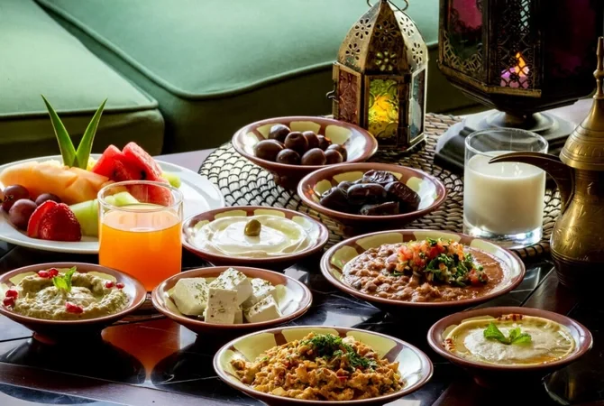 İmsak və iftarda hansı qidalar qəbul etmək faydalıdır?