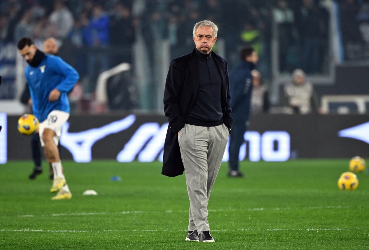 Mourinyonun istədiyi ulduz futbolçu bilindi Özü danışıqlar aparır