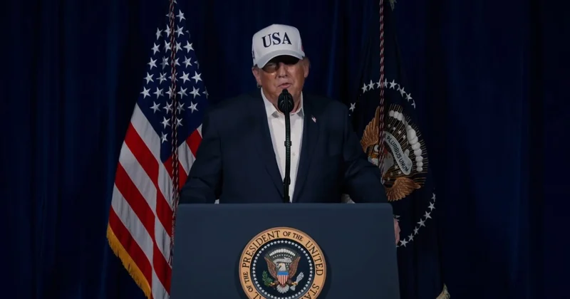 Трамп призвал иранский народ захватить власть в стране