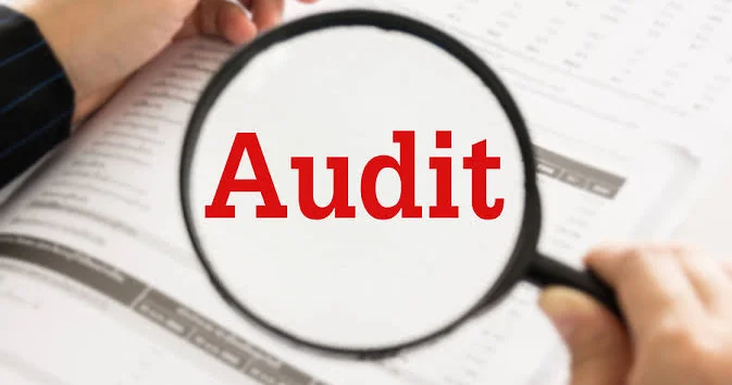 İqtisadi İslahatların Təhlili və Kommunikasiya Mərkəzi auditor xərclərini 2 dəfə azaldıb