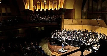 Rəng musiqi konsertlərinə olan qavrayışımıza böyük təsir göstərir...