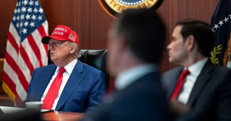 Трамп всю ночь следил за ситуацией в Иране из Мар а Лаго
