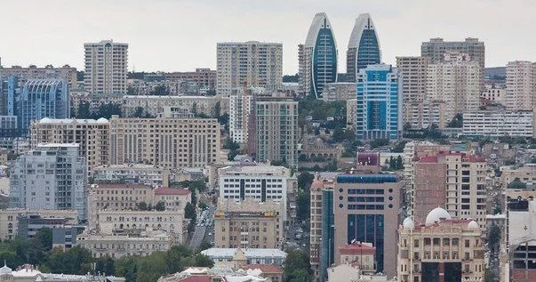 Paytaxt Bakıdan köçürülsün, hündür binaların tikintisi qadağan olunsun TƏKLİF