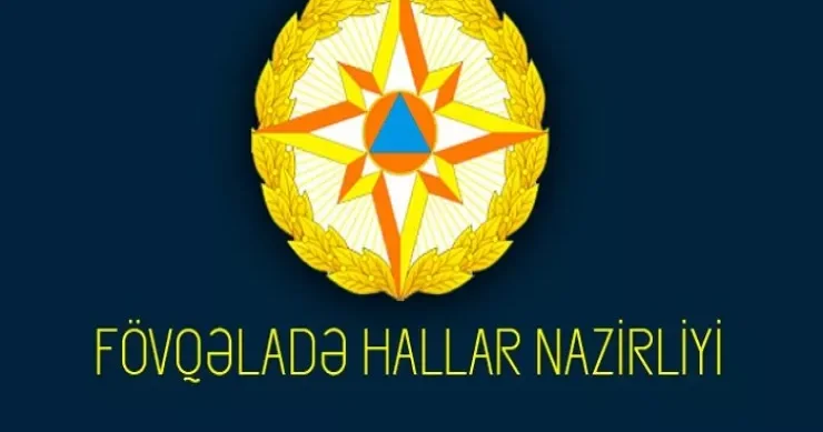 Avtomobildə sıxılı vəziyyətdə qalan şəxs belə xilas edildi VİDEO