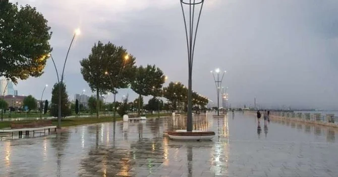Bakıya aylıq normadan 4 dəfədən çox yağıntı düşüb FAKTİKİ HAVA