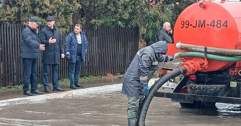 İcra başçıları qəza baş vermiş ərazilərdə FOTO