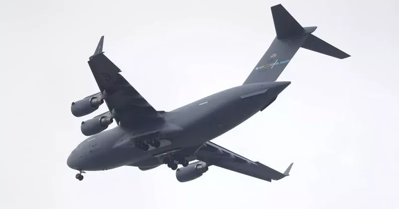 Транспортный самолет ВВС США совершил вынужденную посадку в Турции